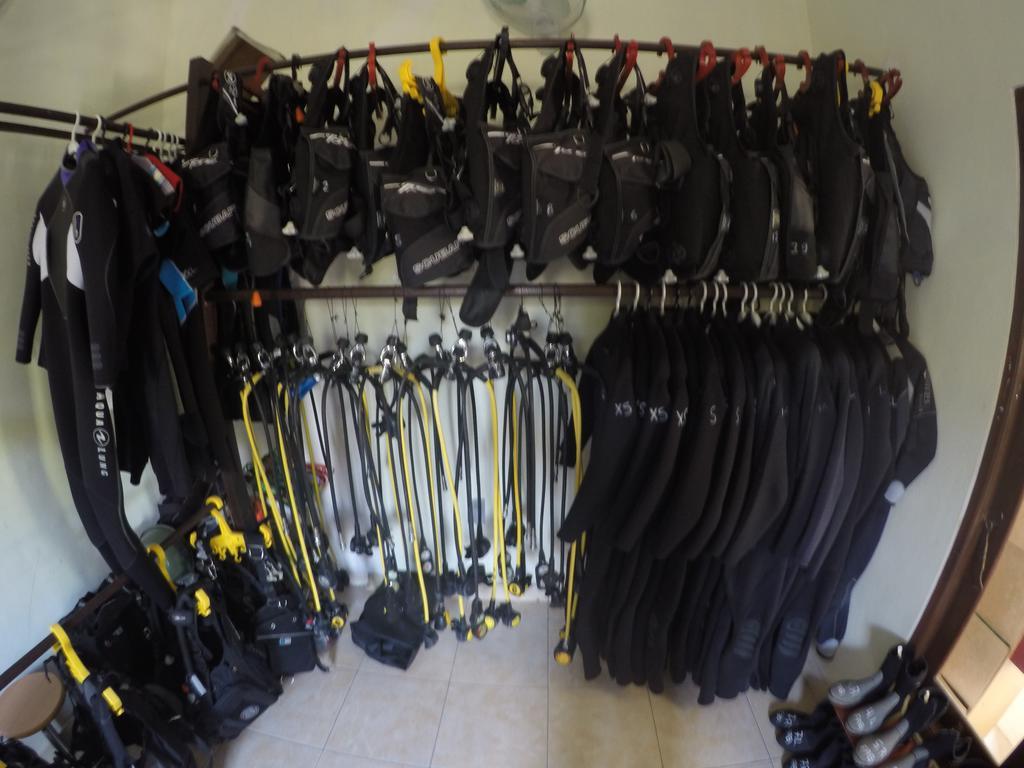 Bali Fab Dive Center Hostel Amed Buitenkant foto