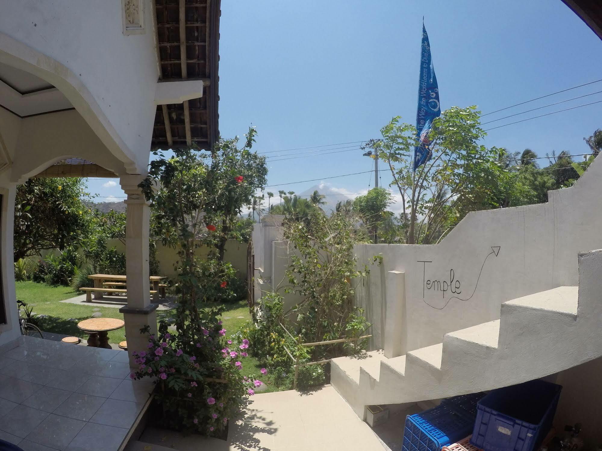 Bali Fab Dive Center Hostel Amed Buitenkant foto